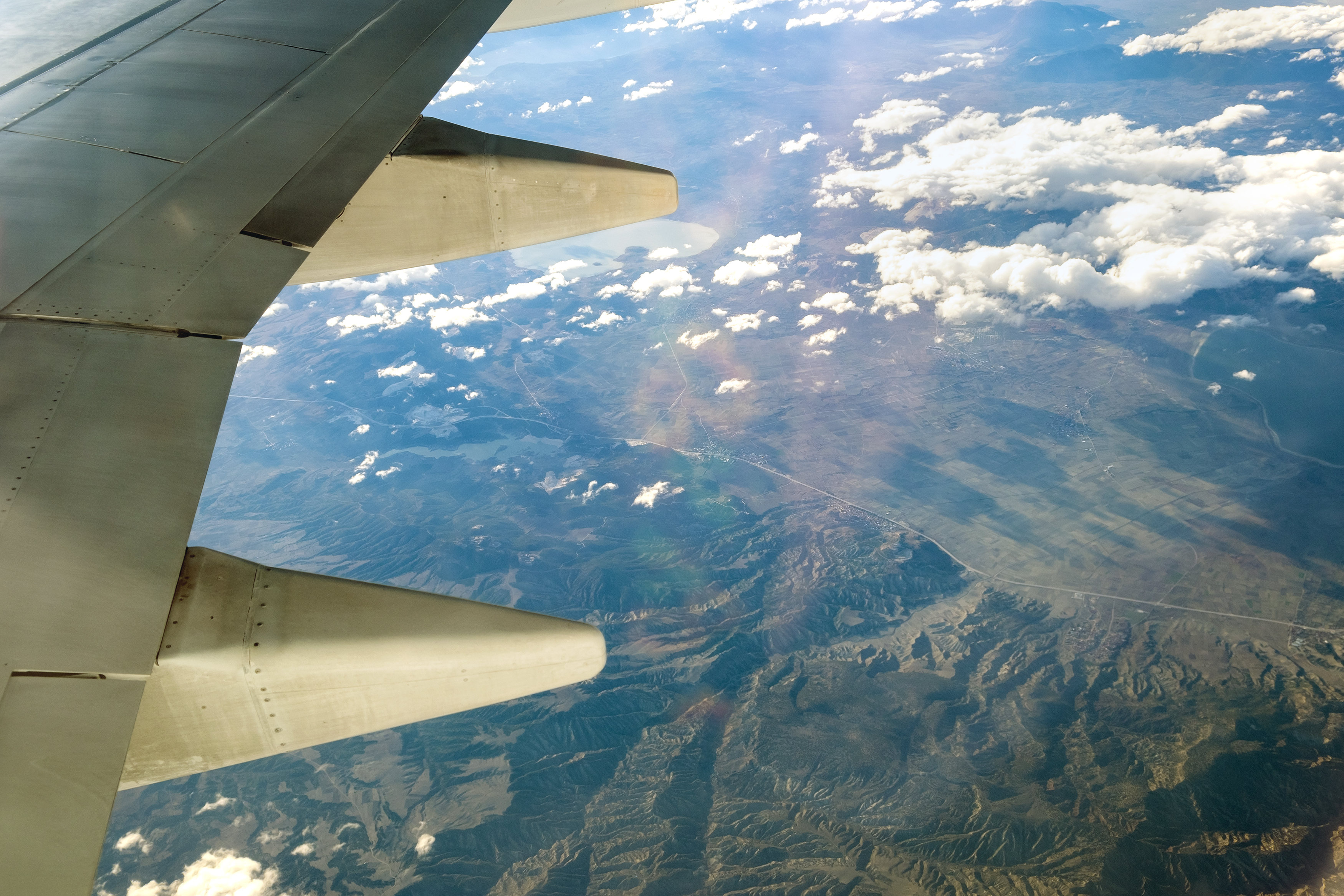 view-from-airplane-on-the-aircraft-white-wing-flyi-2022-06-18-00-35-57-utc